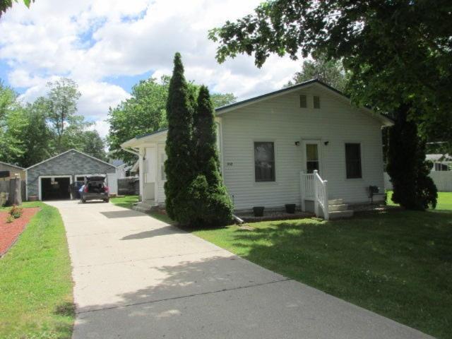 front view picture of 232 S Hawley Street, Lyons, MI. 48851