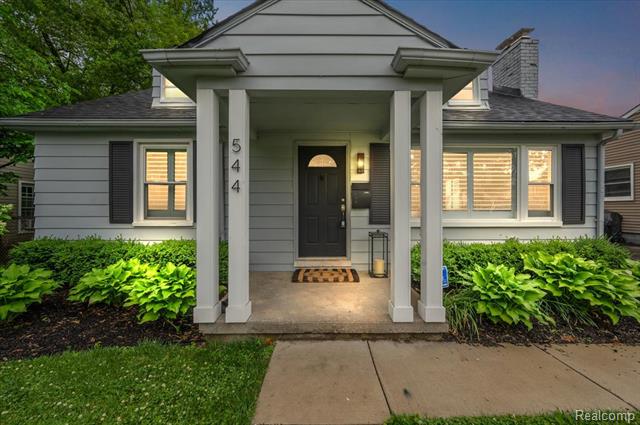 front view picture of 544 S Webik Ave, Clawson, MI. 48017