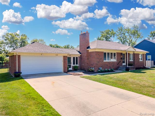 front view picture of 549 S Bywood Ave, Clawson, MI. 48017