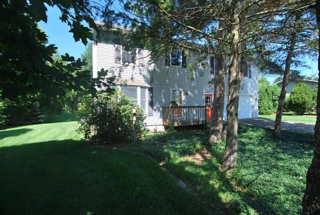 front view picture of 3949 140Th Avenue, Holland, MI. 49424