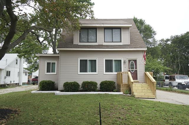 front view picture of 113 Maplelawnse  Street, Grand Rapids, MI. 49548