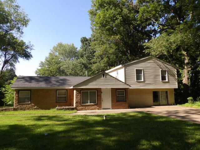 front view picture of 4279 E Halbert Road, Battle Creek, MI. 49017