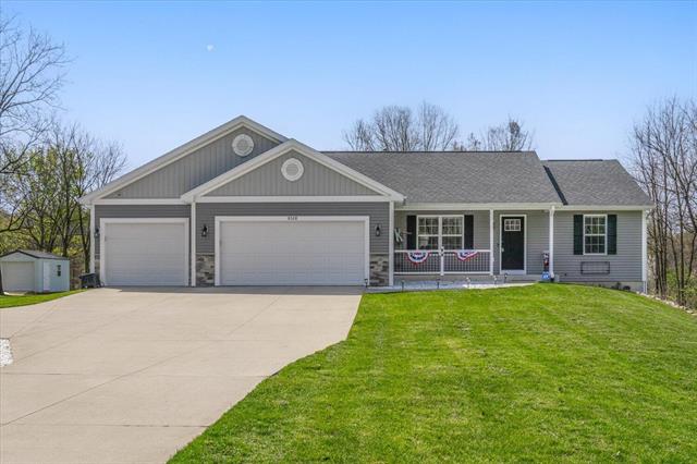 front view picture of 8308 E G Avenue, Kalamazoo, MI. 49048