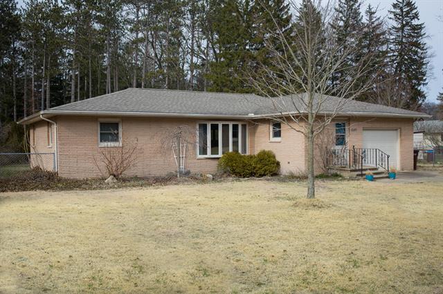 front view picture of 6541 Terry Lane, Sawyer, MI. 49125