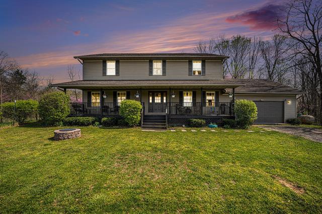front view picture of 70219 S River Road, White Pigeon, MI. 49099