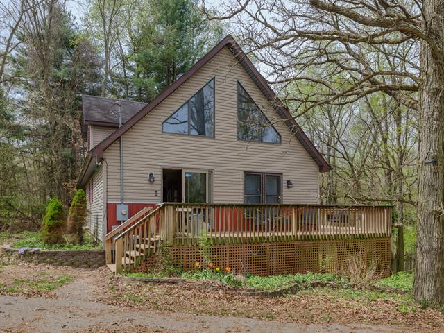 front view picture of 4060 S 5Th Avenue, Kalamazoo, MI. 49009