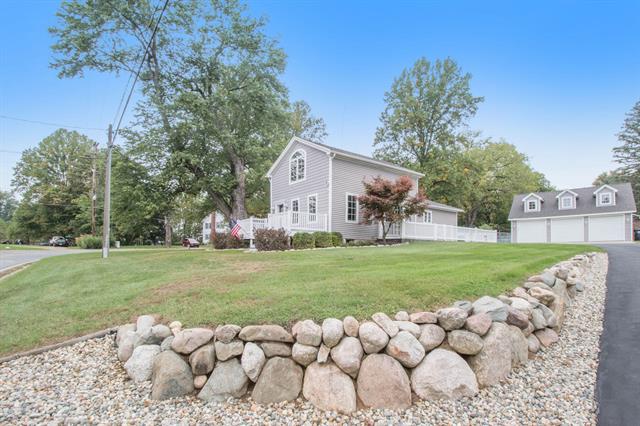 front view picture of 11669 E D Avenue, Richland, MI. 49083