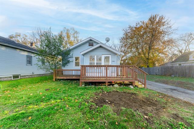 front view picture of 156 Abbiese  Street, Grand Rapids, MI. 49548