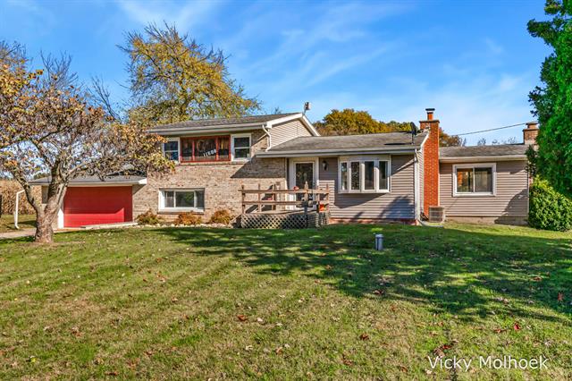 front view picture of 11506 11 Mile Road, Ceresco, MI. 49033