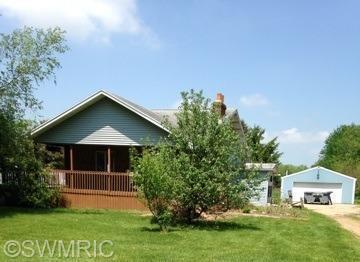 front view picture of 46980 48Th Avenue, Lawrence, MI. 49064