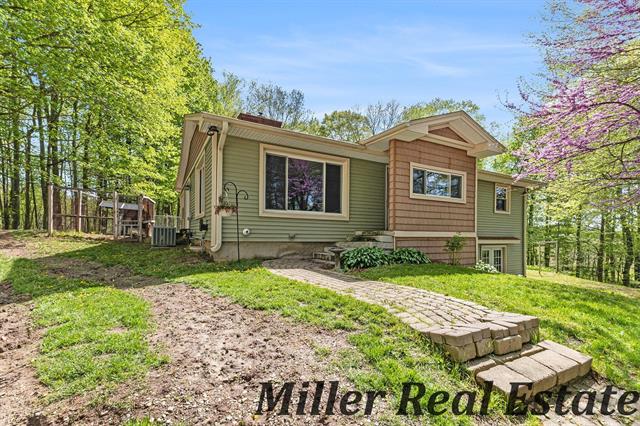 front view picture of 6200 N M-37, Middleville, MI. 49333