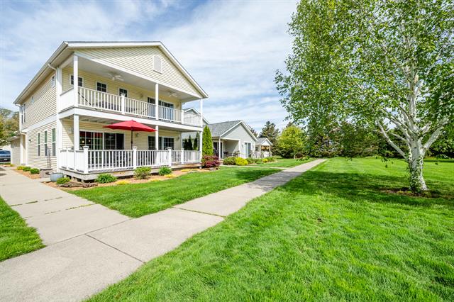 front view picture of 405 Anchors Way, Saint Joseph, MI. 49085