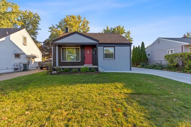 front view picture of 3313 Normandy Rd, Royal Oak, MI. 48073