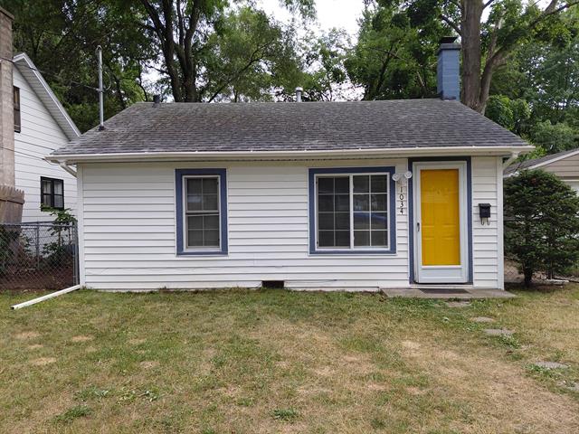 front view picture of 1034 Merrifieldse  Street, Grand Rapids, MI. 49507