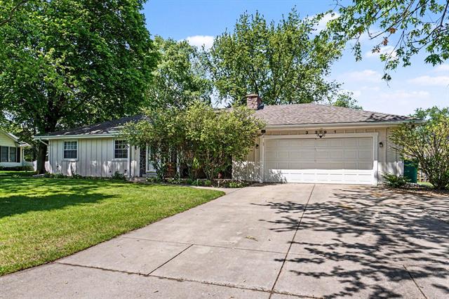 front view picture of 3391 Kathryn Street, Vicksburg, MI. 49097