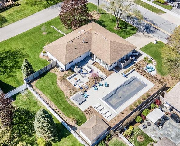 front view picture of 55 Gabriel Drive, South Haven, MI. 49090