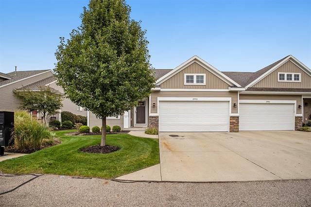 front view picture of 2992 Raspberry Lane, Holland, MI. 49424
