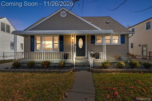 front view picture of 515 S Webik Ave, Clawson, MI. 48017