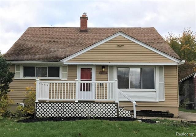 front view picture of 106 Redruth Ave, Clawson, MI. 48017