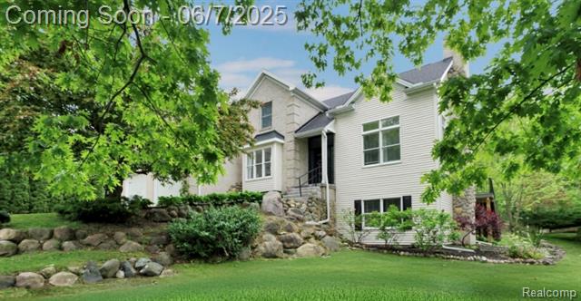 front view picture of 16146 Valcrest Drive, Linden, MI. 48451