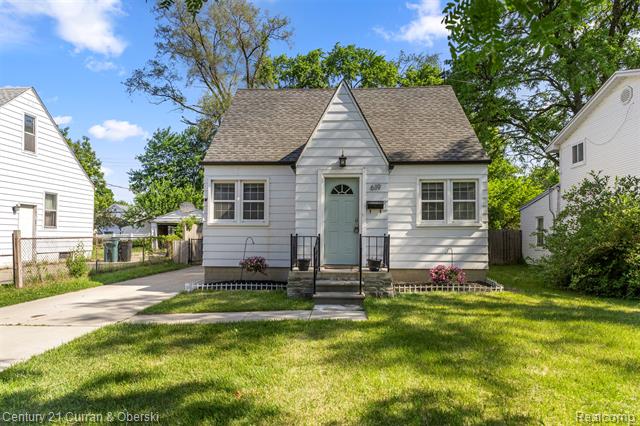 front view picture of 619 E 14 Mile Rd, Clawson, MI. 48017