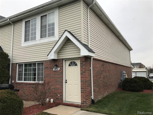 front view picture of 29890 Donna Lane, New Baltimore, MI. 48047