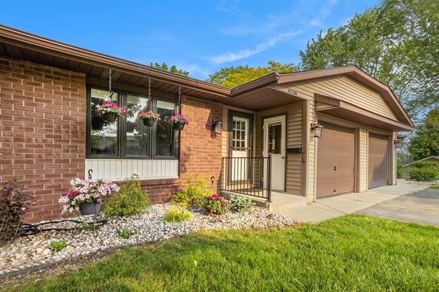 front view picture of 5151 Ridgeview Drive, Hudsonville, MI. 49426