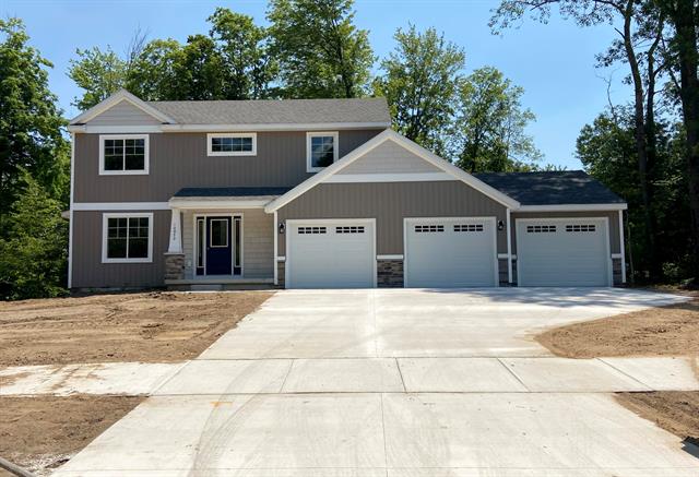 front view picture of 768 W North Hills Court, Newaygo, MI. 49337