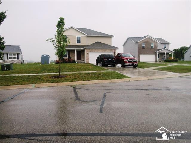 front view picture of 7844 Kreps Drive, Monroe, MI. 48162
