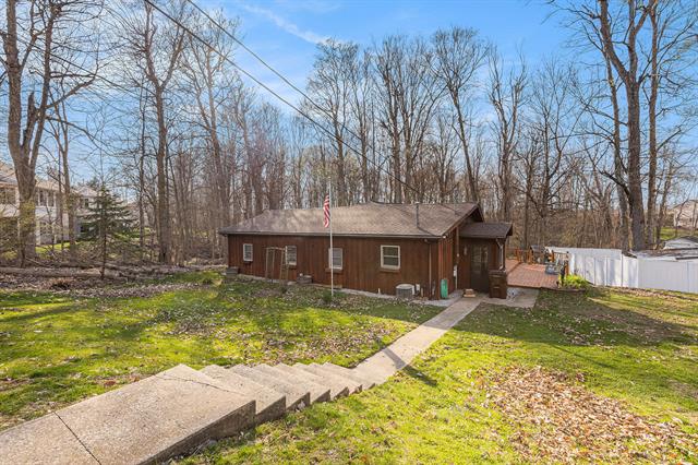 front view picture of 6760 Paradise Park, Saranac, MI. 48881