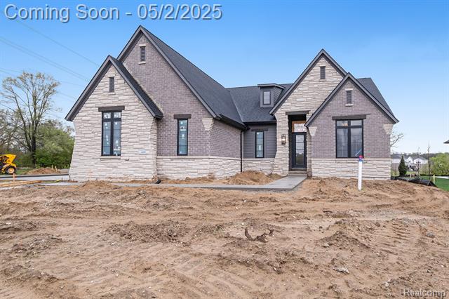 front view picture of 12771 North Pointe Drive, Utica, MI. 48315