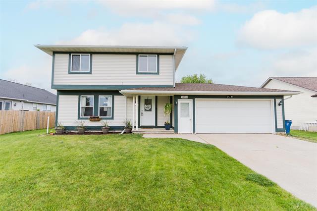 front view picture of 11748 Cloverview Drive, Ravenna, MI. 49451