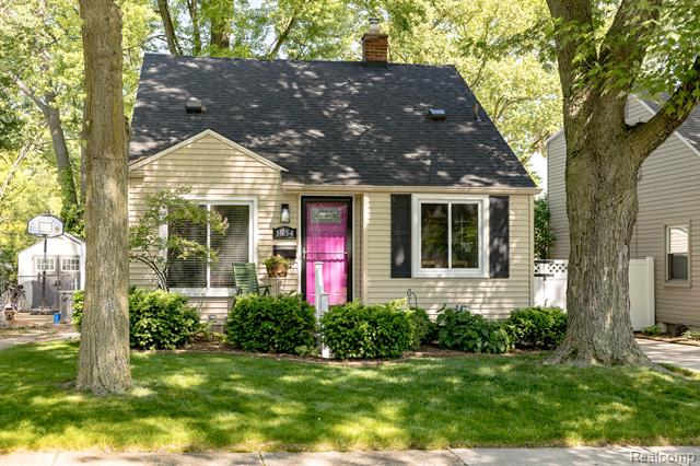 front view picture of 1534 Oakley Rd, Clawson, MI. 48017