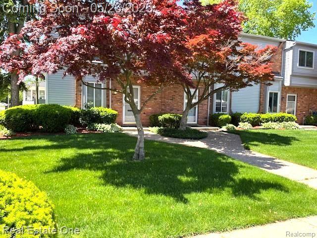 front view picture of 48 Council Ave, Clawson, MI. 48017