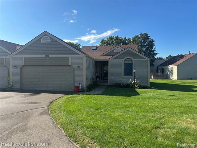 front view picture of 9413 Blue Spruce Court, Davison, MI. 48423