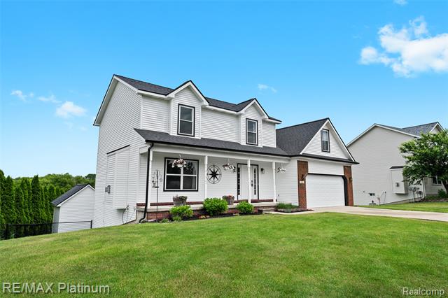 front view picture of 1101 Emerald Forest Lane, Davison, MI. 48423