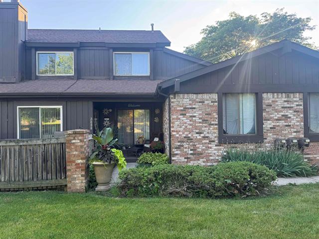 front view picture of 2008 Beekman Court, Flint, MI. 48532