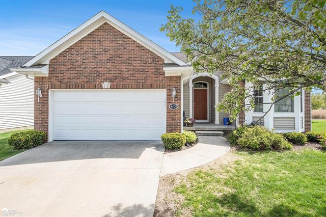 front view picture of 4408 Cross Creek Boulevard, Burton, MI. 48509