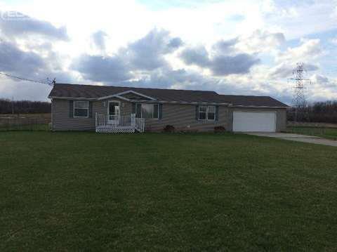 front view picture of 10293 N Center Road, Clio, MI. 48420