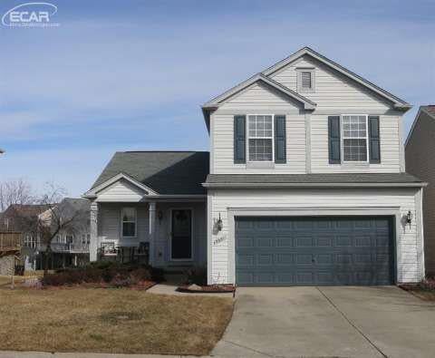 front view picture of 5031 Meadow Crest Circle, Holly, MI. 48442