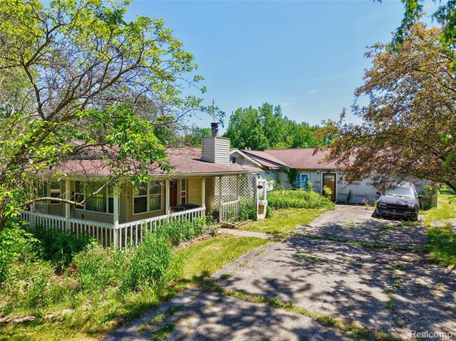front view picture of 6343 Humphrey Avenue, Flushing, MI. 48433
