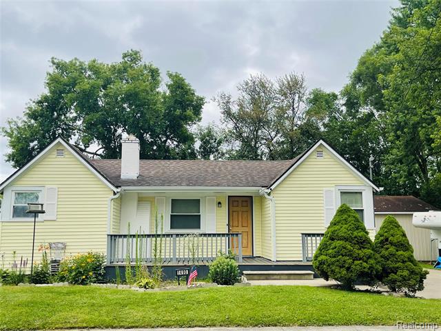 front view picture of 1490 Kenneth Street, Burton, MI. 48529