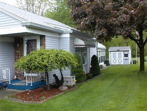 front view picture of 3126 Pinegate Drive, Flushing, MI. 48433