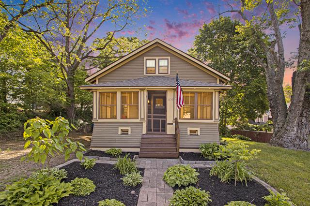front view picture of 614 Denner Street, Kalamazoo, MI. 49006