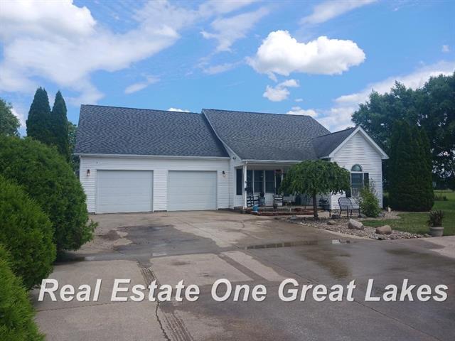 front view picture of 11347 Carr, Saint Charles, MI. 48655