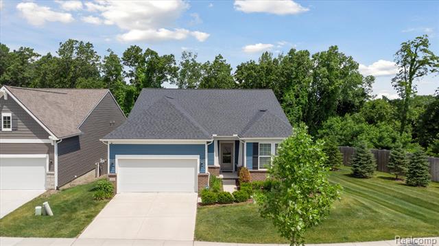 front view picture of 1065 Spring Trail Court, Brighton, MI. 48116