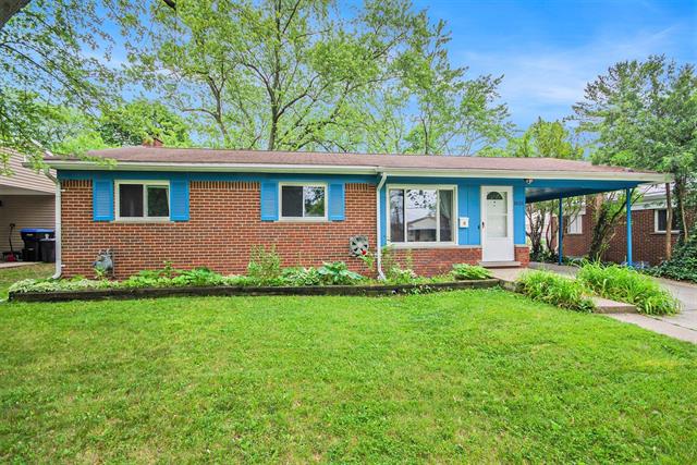 front view picture of 1621 Whittier Road, Ypsilanti, MI. 48197