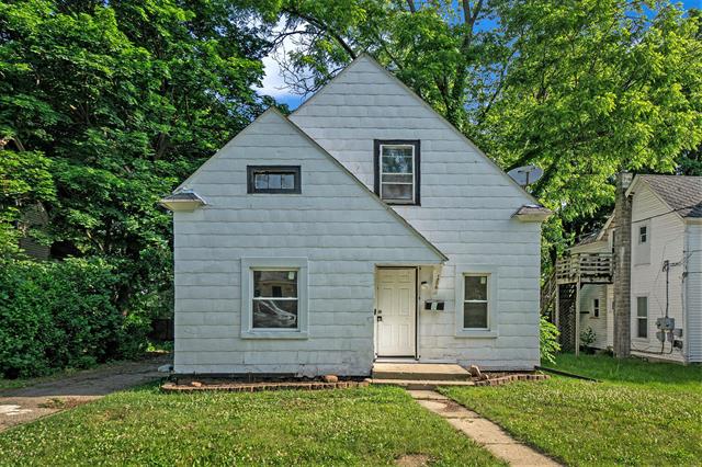 front view picture of 1206 Summit Avenue, Kalamazoo, MI. 49006