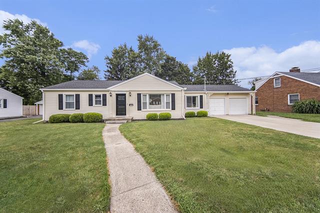front view picture of 1042 S Thompson Street, Jackson, MI. 49203