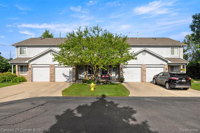 front view picture of 23486 Boller Court, Trenton, MI. 48183